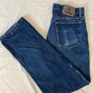 Wrangler Relaxed Straight Leg Fit Dark Blue Jeans